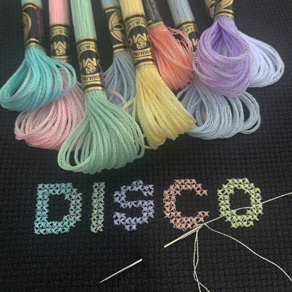 8 farver DMC Light Effects - Perlemor på snor