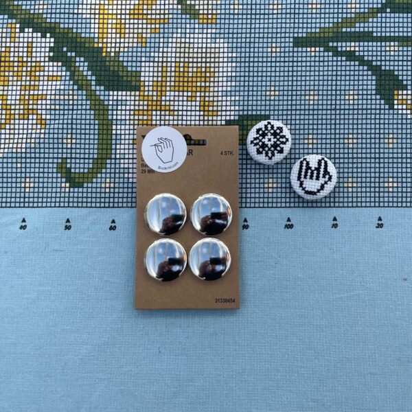 Broderistens knapper - 29 mm