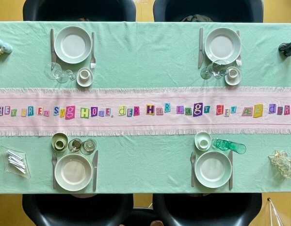 Latterligt lang påskeløber