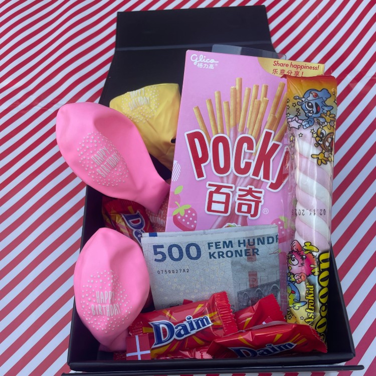 Broderistens "Tillykke" box - Billede 3