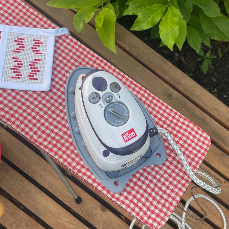 Broderistens siliconepad til mini dampstrygejernet - Billede 3